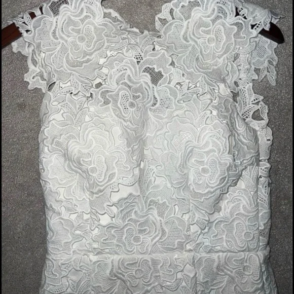 COPY - Beautiful lace mini dress - Picture 2 of 6